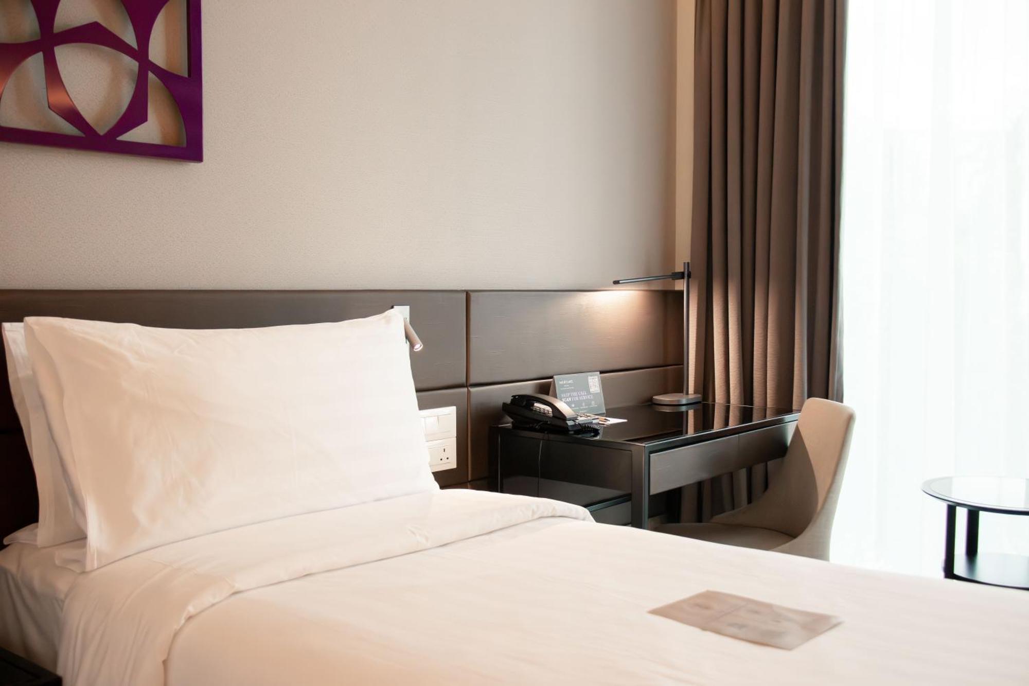 Mercure Singapore On Stevens Eksteriør bilde